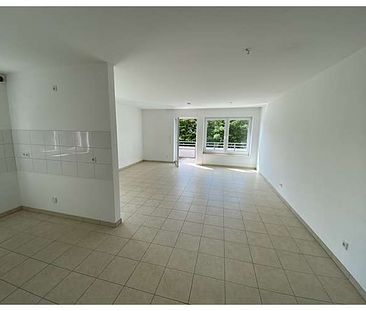Seniorengerechte Wohnung in schöner Lage mit Balkon und Garagen-Stellplatz. - Foto 5
