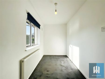 Eton Avenue, Dalton, Huddersfield, HD5 - Photo 2