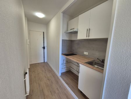 Location Appartement 2 pièces 27m² LE CANNET 06110 - Photo 5