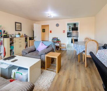 2 bedroom flat to rent - Photo 6