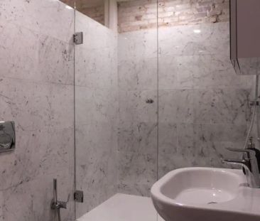 Apartamento de alquiler en Barri Gòtic - Photo 4