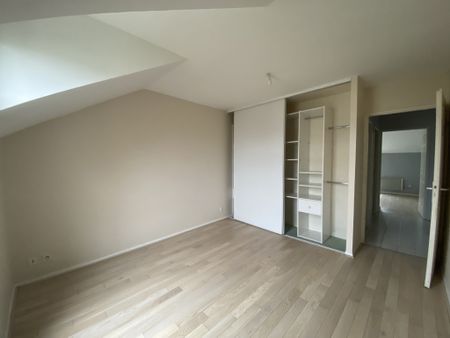 Location Appartement 5 pièces 101m² PALAISEAU 91120 - Photo 2