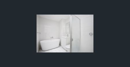 Furnished two bedrooms apartment | close to the shopping mall and train station - Photo 3