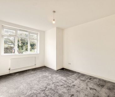 3 bed Flat Preston Road, Essex, SS0 - Photo 5