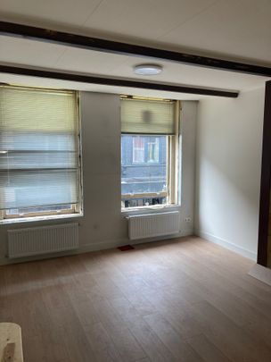 Te huur: studio aan de Halstraat in Breda - Photo 1