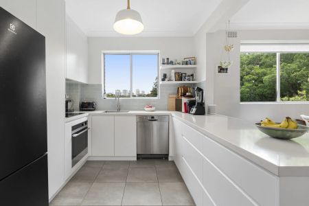 Air-Conditioned Sunbathed North Facing Lifestyle Property - Photo 5