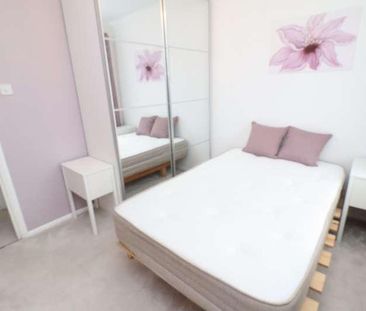 Odessa Street, Gabriel House, SE16 - Photo 3