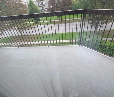403-14 Greenview Dr, Kingston, ON K7M 7T5 - Photo 5