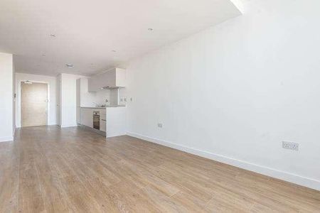 Royal Winchester House, Bracknell, RG12 - Photo 3