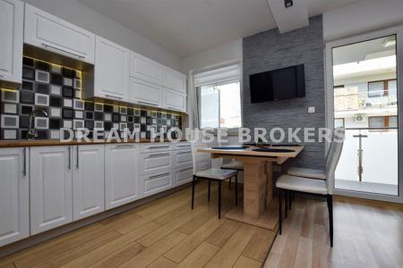 Mieszkanie na wynajem - Zdjęcie 2