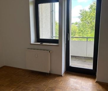 2-Zimmer mit Balkon! Jetzt einziehen und im neuen Jahr erst zahlen!... - Photo 4