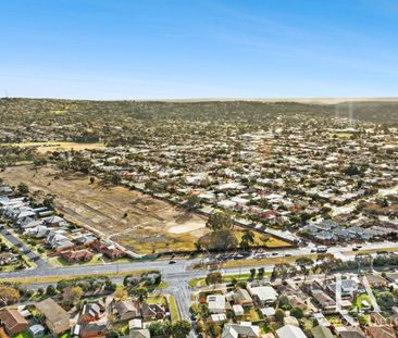 Belmont family home - Photo 6