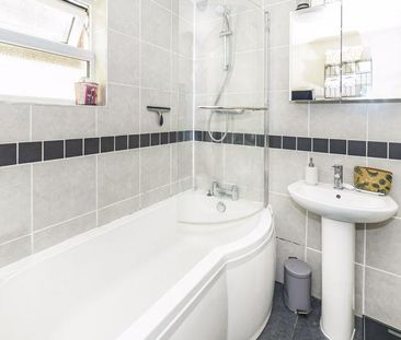 2 bedroom terraced house to rent - Photo 6