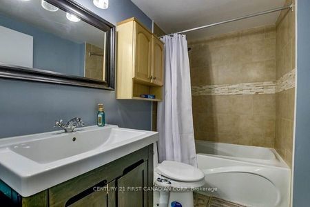 For Lease - 5 Jacksway Crescent Unit# 317, London North, Ontario - Photo 4