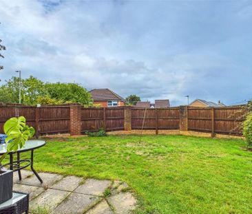 4 bedroom detached house to rent - Photo 5