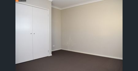 Elegant Family Home in an Enviable Location...!!! - Photo 4