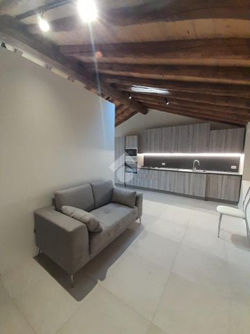 Monolocale in affitto - Photo 4
