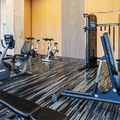 Rue St-Hubert, H2Y 0B9, Montréal - Photo 1