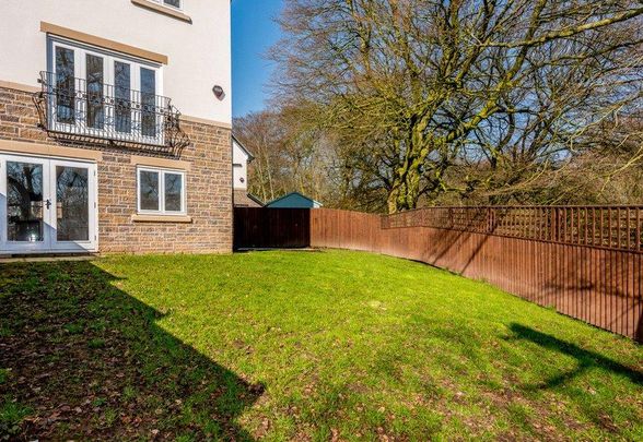 4 bedroom terraced house to rent - Photo 1