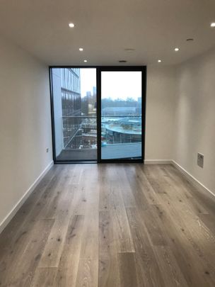 1 Bed Flat, City North Place, N4 - Photo 1