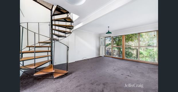 Two Bedroom Apartment in Brunswick West - Photo 1