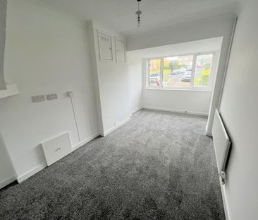 4 bedroom terraced house to rent - Photo 2