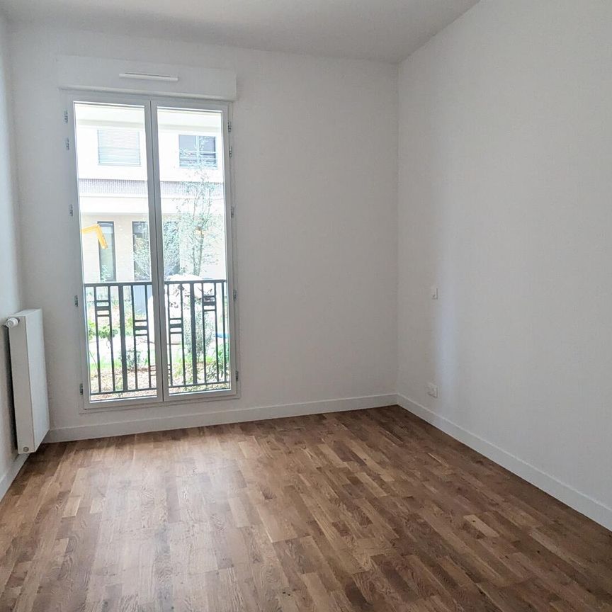 location Appartement T2 DE 43.27m² À CLICHY - Photo 1