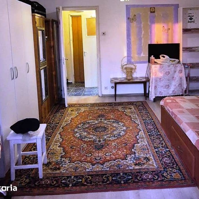 Garsonieră - Photo 1
