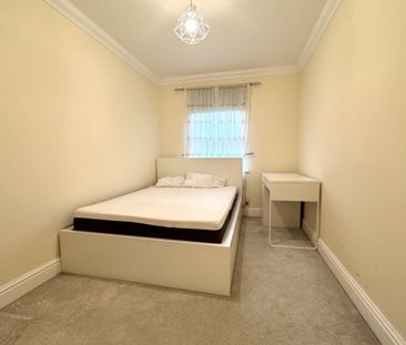 Upperton Road, EASTBOURNE - Photo 5