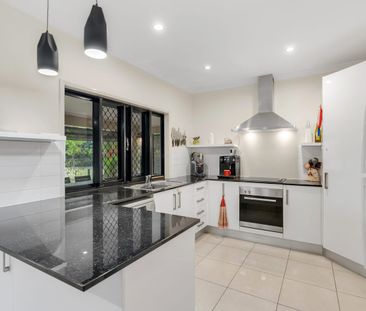 3 BEDROOM - 2 BATHROOM HOUSE NEXT TO THE PARK - Photo 3