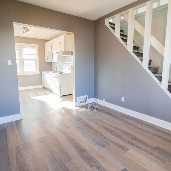 106 Grass Ave - B *Spacious 2 Bed Unit in St. Catharines* - Photo 1