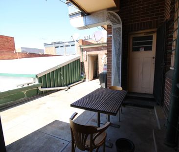 Room 1 for Rent in CBD Liverpool - Photo 3