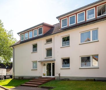 2-Zimmer-Wohnung mit Laminat, frisch gestrichenen Wänden und Duschb... - Photo 2