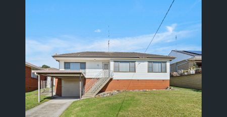 Spacious family home - Photo 3