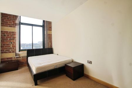 3 bedroom flat to rent - Photo 5