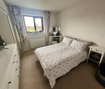 1 Bedroom Terraced To Let - Photo 5
