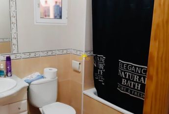 CHALET FOR RENT, 2 BEDROOMS AND 2 BATHROOMS IN LA ZENIA - ALICANTE