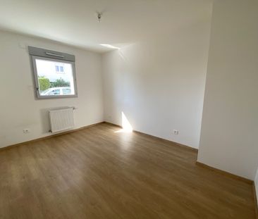 Location Appartement 4 pièces 80m² - Photo 4