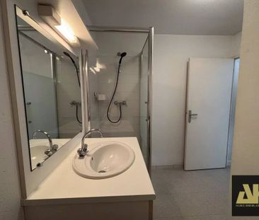 SAINT MARC - T1bis - PARKING PRIVE - Photo 6