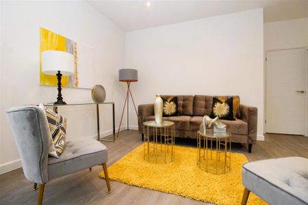 2 bedroom flat to rent - Photo 2