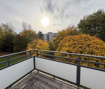 Viel Platz zum Leben – 4,5-Zimmer-Wohnung mit Aussicht & Charme - Foto 1