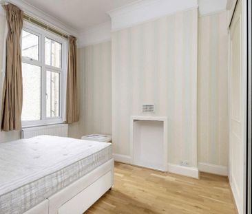 4 bedroom flat to rent - Photo 6