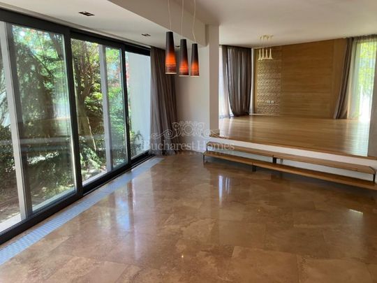 Four or Five Bedroom House with Light, Green and a Shared Spa with Pool - IBSB - Photo 1