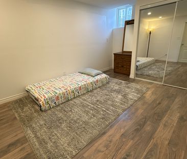 For Lease - 14 Goldenwood Crescent, Markham, Ontario - Photo 3