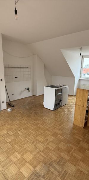 Jakomini/Steyrergasse - Charmante Wohnung mit Blick auf Schlossberg frisch in Sanierung - Foto 1