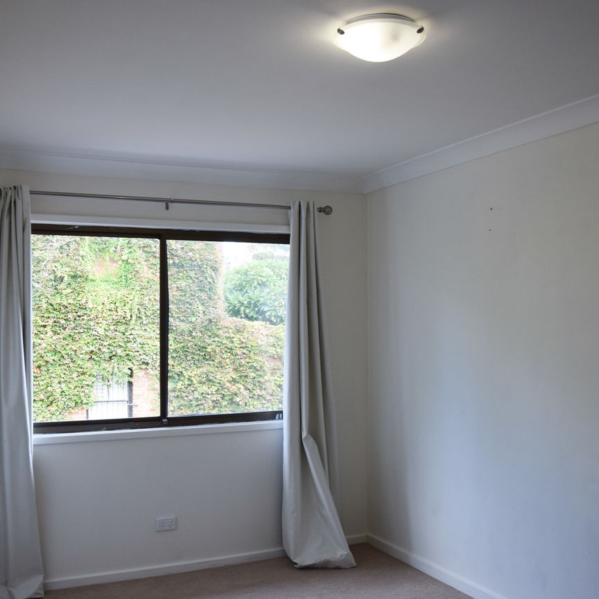 2/77 Bull Street, Cooks Hill NSW 2300 - Photo 1