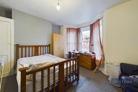 5 bedroom terraced house to rent - Photo 5