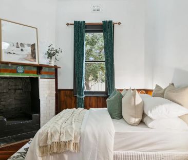 Charming Character Home - Photo 5