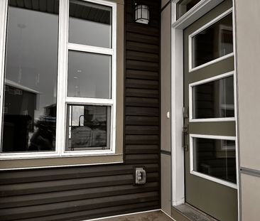 Herron Mews NE, Calgary - Photo 5