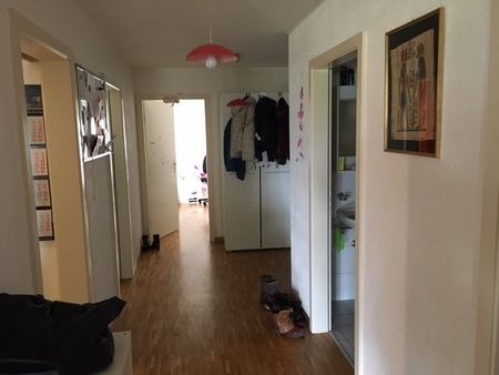 Bel appartement 4.5 pièces d’une grande superficie - Photo 5